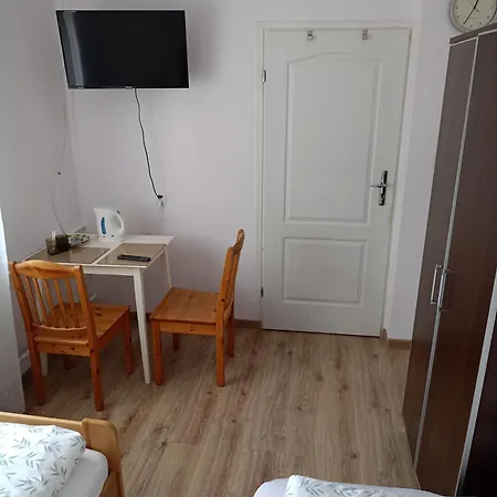 Baza Noclegowa Arkadia *